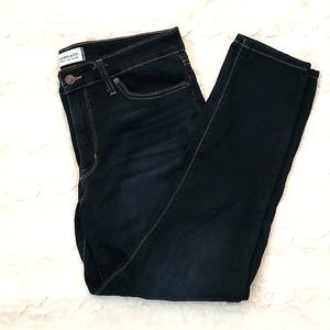 Crown & Ivy Midrise Skinny Jeans